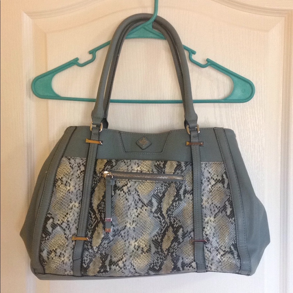 🎉Price Drop! Simply Vera Grayish-Blue Purse